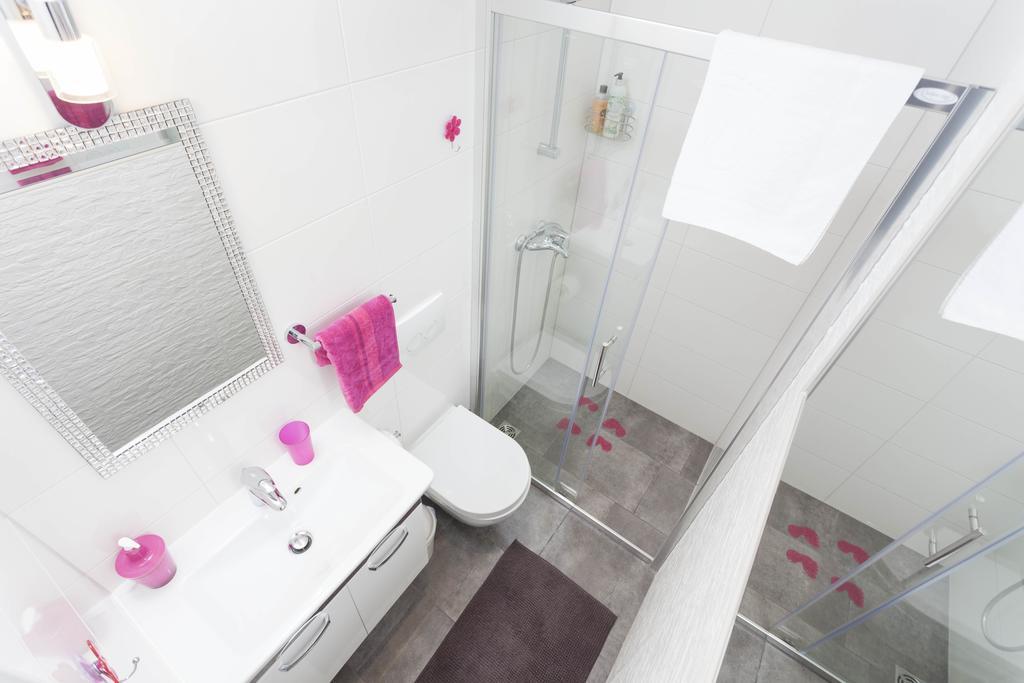 Apartmani Marina Makarska Eksteriør bilde