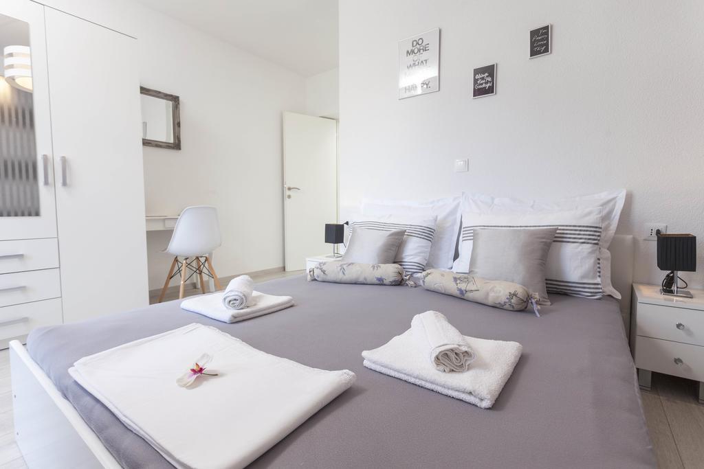Apartmani Marina Makarska Eksteriør bilde